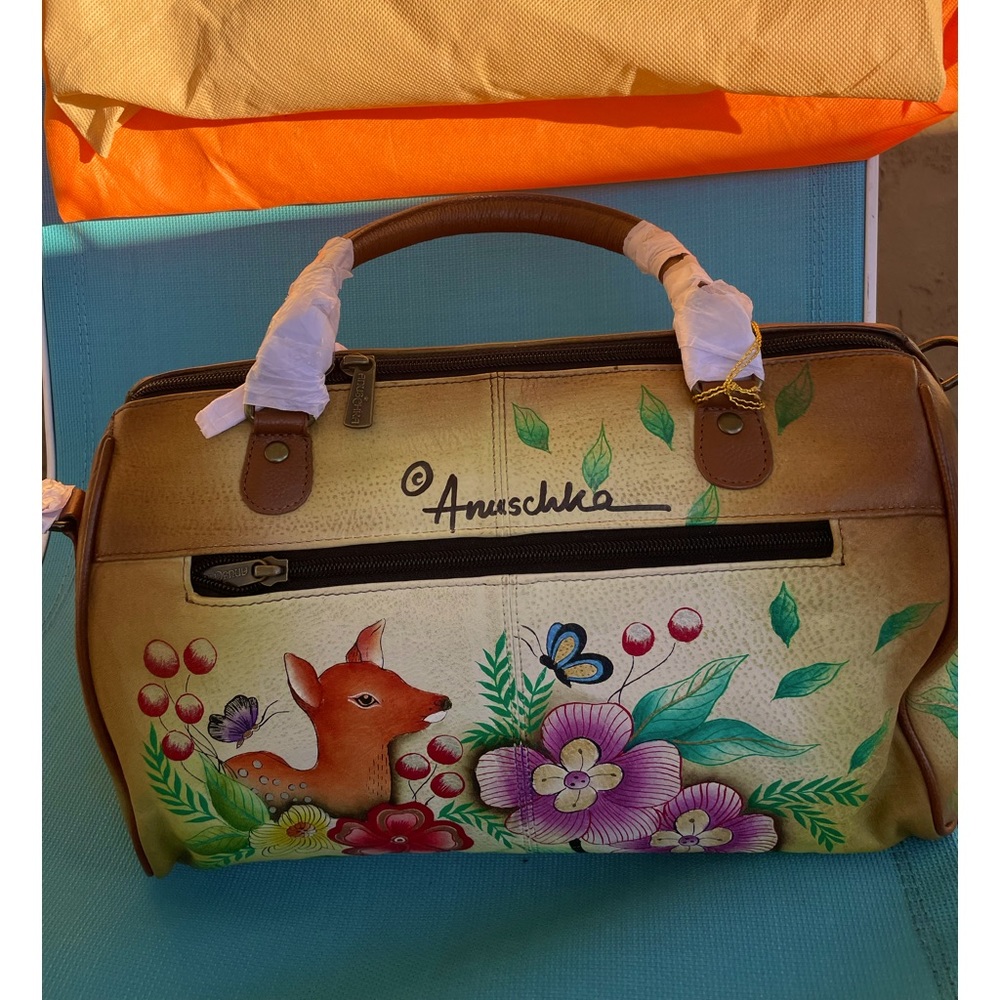 Handpainted, Anuschka hand bag!  One of a kind, signed by artist